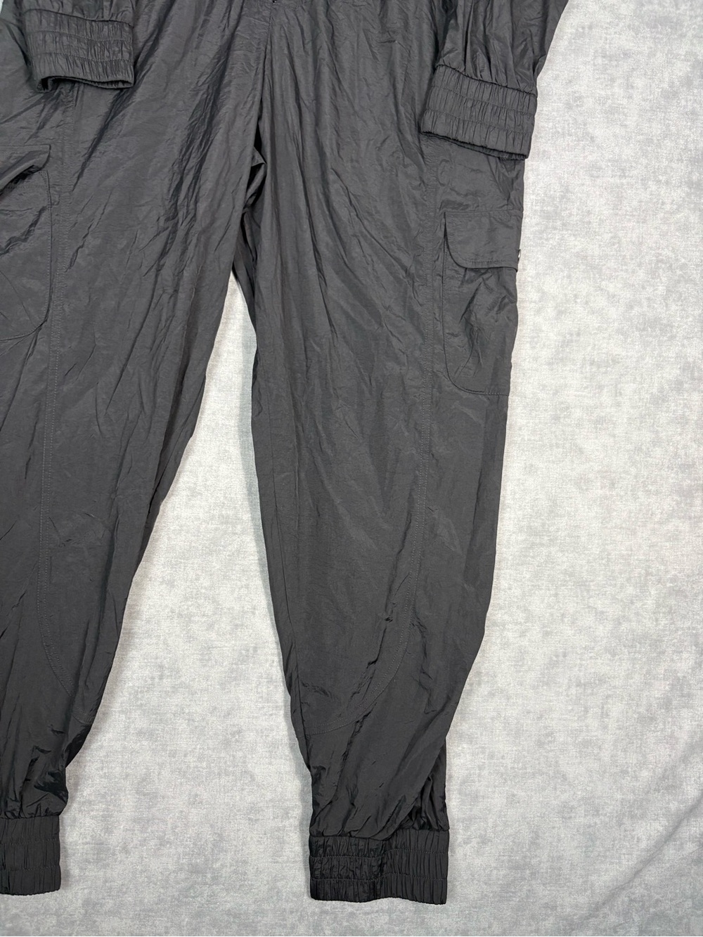 Forever 21 Active Black Nylon Utility Jumpsuit NWT Size L Belted Cargo - Picture 14 of 16